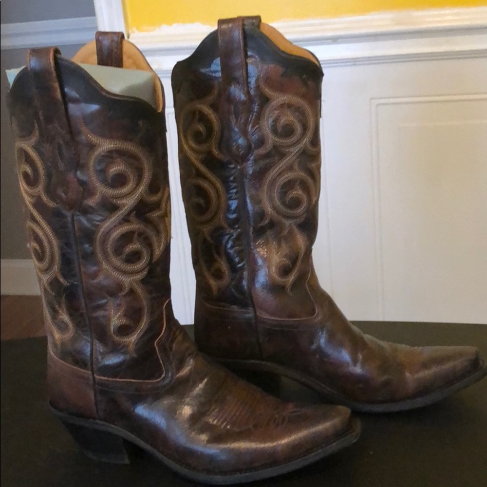 Ladies Cowgirl boots